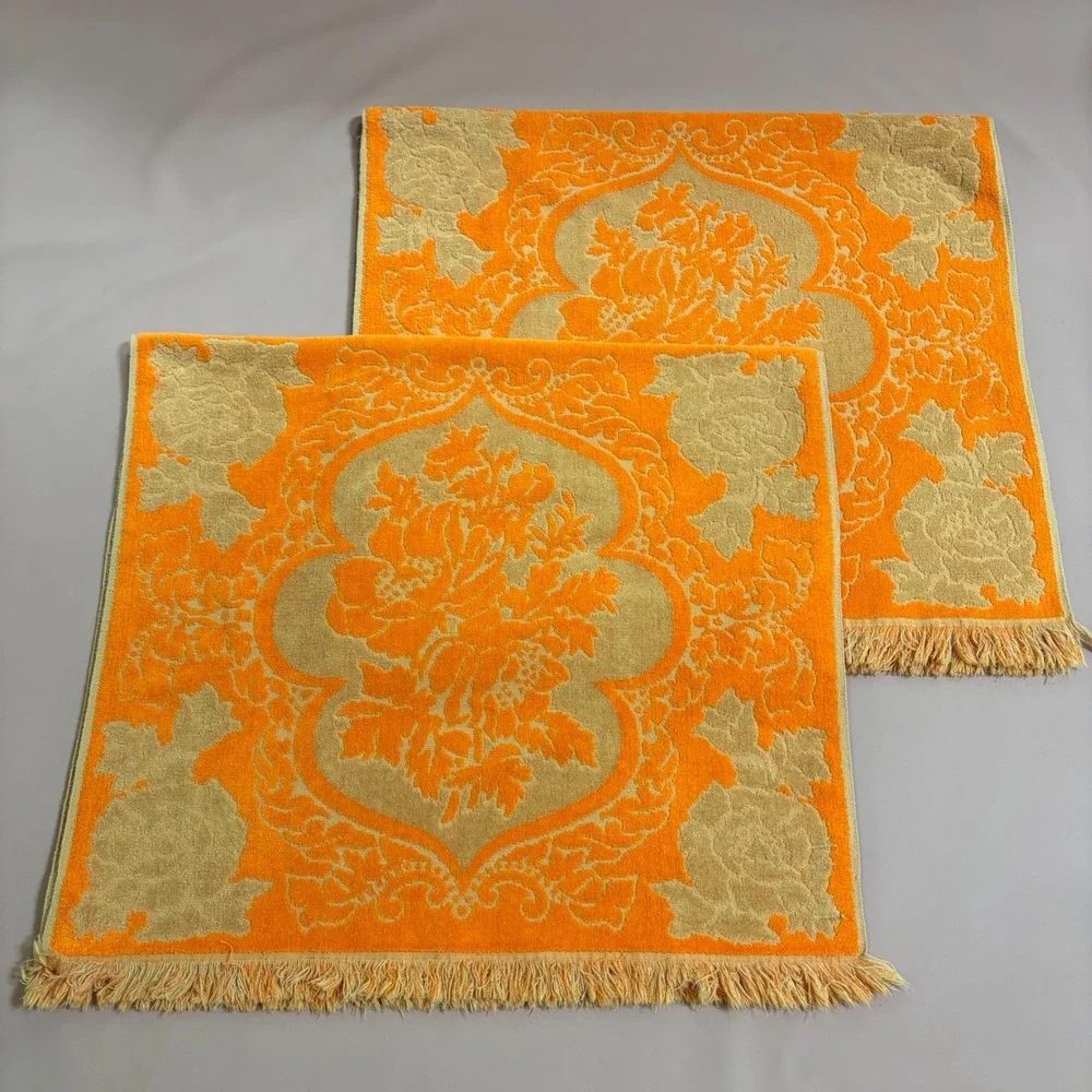 Vintage Fieldcrest Orange Gold sculpted Floral Damask Bath Towels  x2 Fringe
